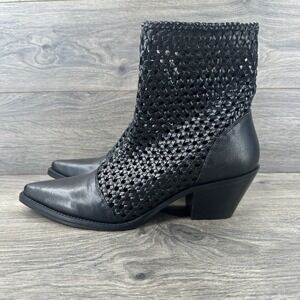 Coconuts by Matisse Golden Hour Black Leather Western Side Zip Boot Size 9.5